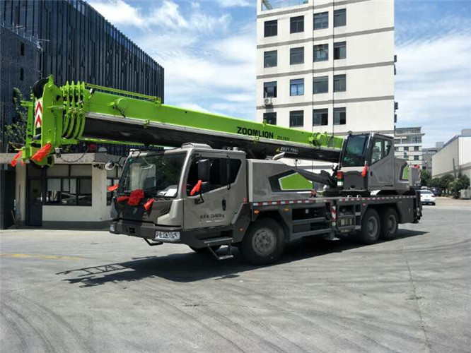 金沙县跨街广告牌的高空安装注意事项