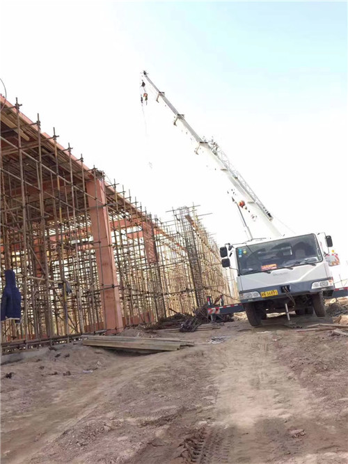 金沙县吊车作业的安全注意事项有哪些？